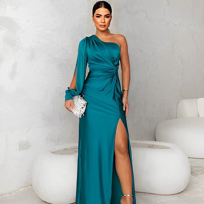 Vestido Elegante Asimétrico con Abertura